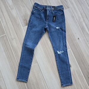 🆕️ NWT Express mid rise skinny jean size 4 reg